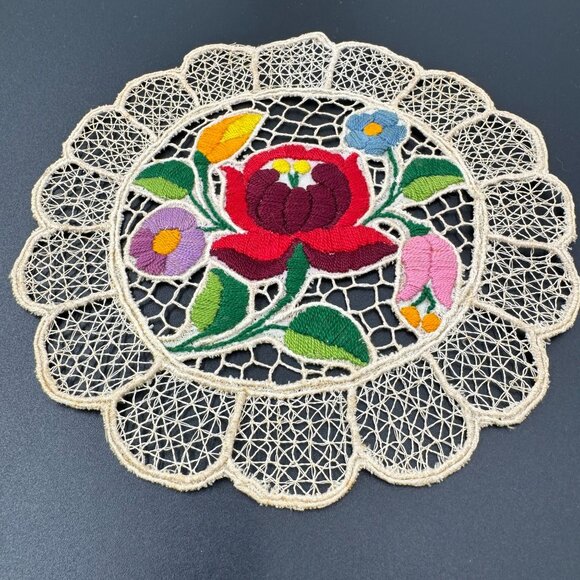 Kalocsa Hungarian Hand Embroidered Doily With Kalocsai Floral Lace Design - Picture 5 of 7